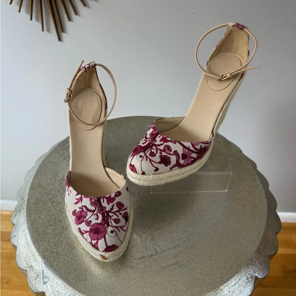 GUCCI - Floral Espadrille Wedge Sandals - Picture 2 of 14